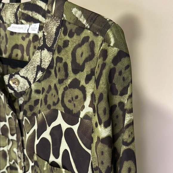 Chic Animal Print Blouse by Susan Graver - Picture 8 of 9